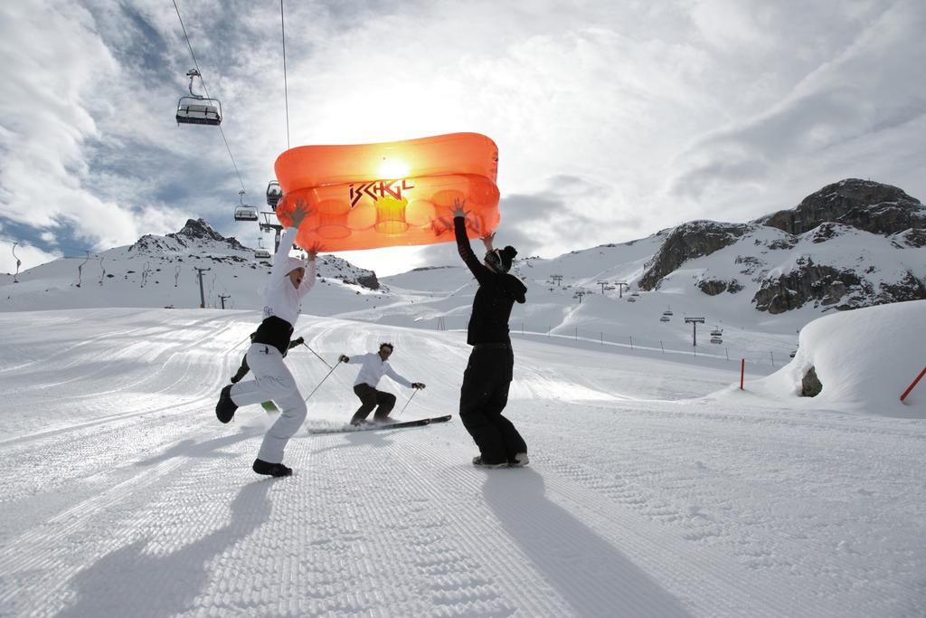 Hotel Maria Theresia Ischgl Ngoại thất bức ảnh