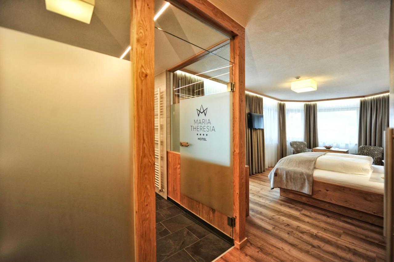 Hotel Maria Theresia Ischgl Ngoại thất bức ảnh