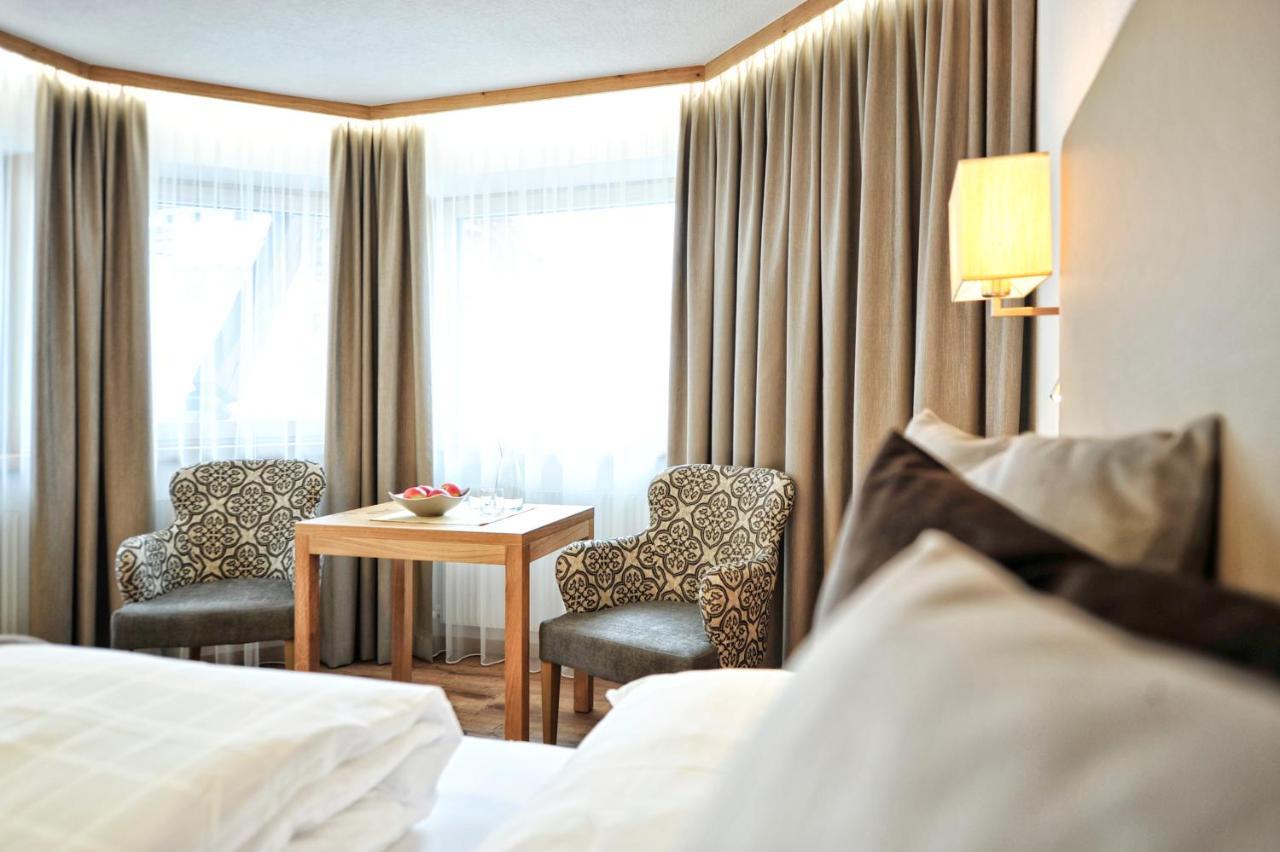 Hotel Maria Theresia Ischgl Ngoại thất bức ảnh