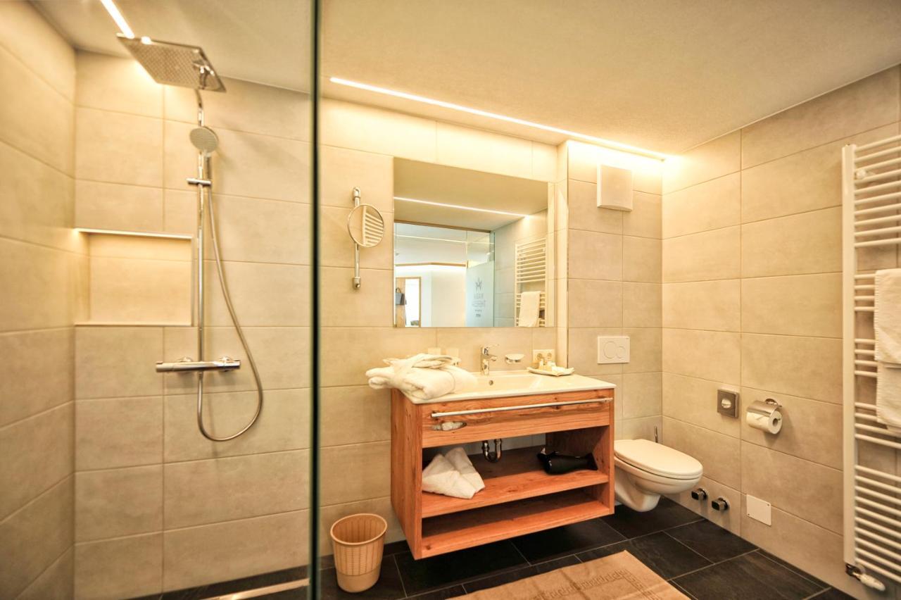 Hotel Maria Theresia Ischgl Ngoại thất bức ảnh