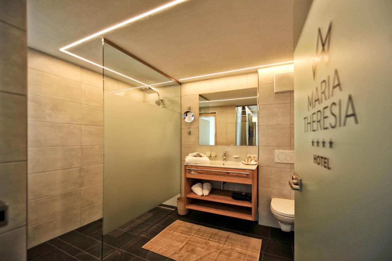 Hotel Maria Theresia Ischgl Ngoại thất bức ảnh