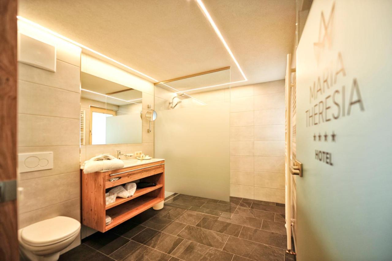 Hotel Maria Theresia Ischgl Ngoại thất bức ảnh