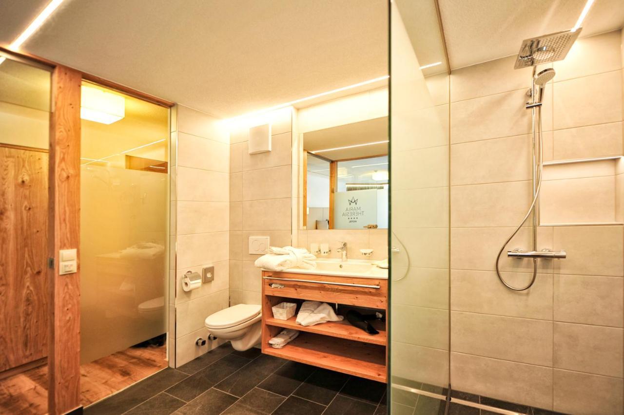 Hotel Maria Theresia Ischgl Ngoại thất bức ảnh